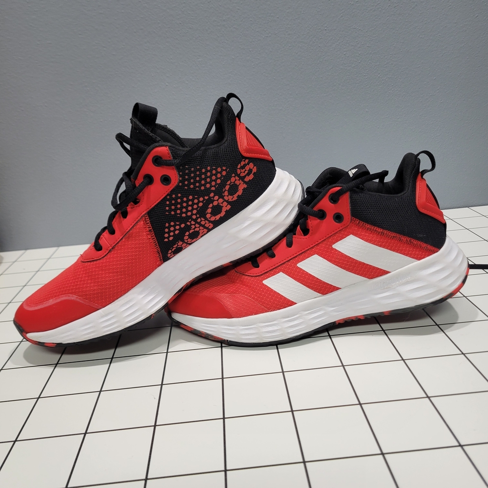 Men's Adidas Own The Game 2.0 Basketball Shoes Size 8.5